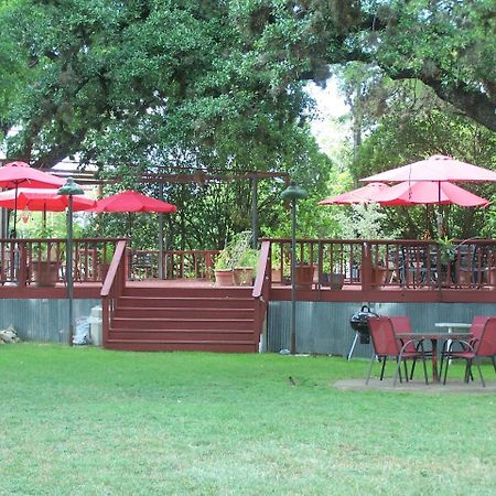 Blanco County Inn & Guesthouses מראה חיצוני תמונה