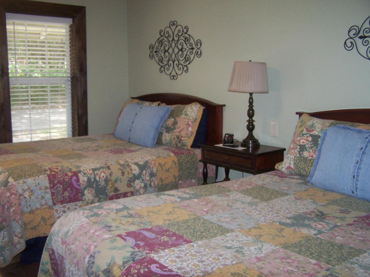 Blanco County Inn & Guesthouses מראה חיצוני תמונה