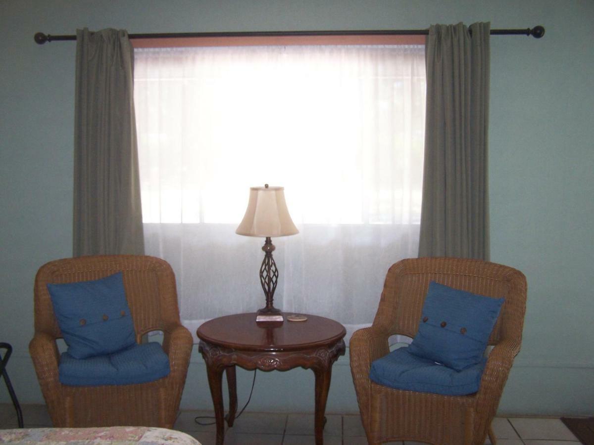 Blanco County Inn & Guesthouses מראה חיצוני תמונה