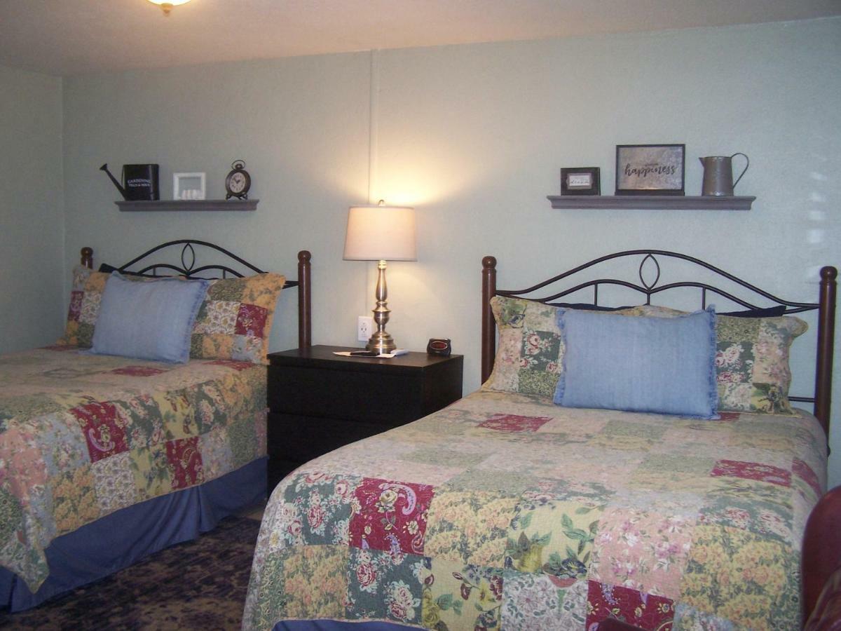 Blanco County Inn & Guesthouses מראה חיצוני תמונה
